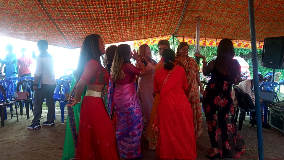 लोक तथा दोहोरी गीत प्रतिष्ठानले आयोजना गर्‍यो गायिकाहरुका लागि दर कार्यक्रम