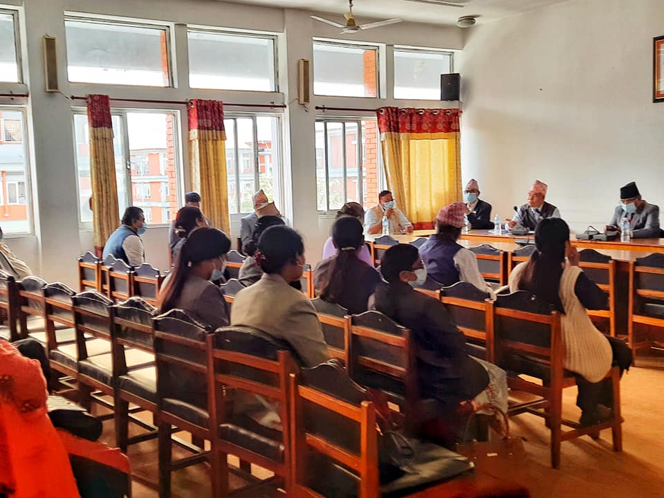 संसद बैठकमा कसरी प्रस्तुत हुने? रणनीति बनाउन माओवादी केन्द्रका सांसद छलफल गर्दै