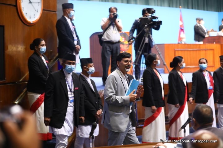 राज्य कोषको ५ अर्ब खर्च : कोभिडका कारण रोजगारी गुमाएका ५ लाख परिवारलाई १० हजार अनुदान