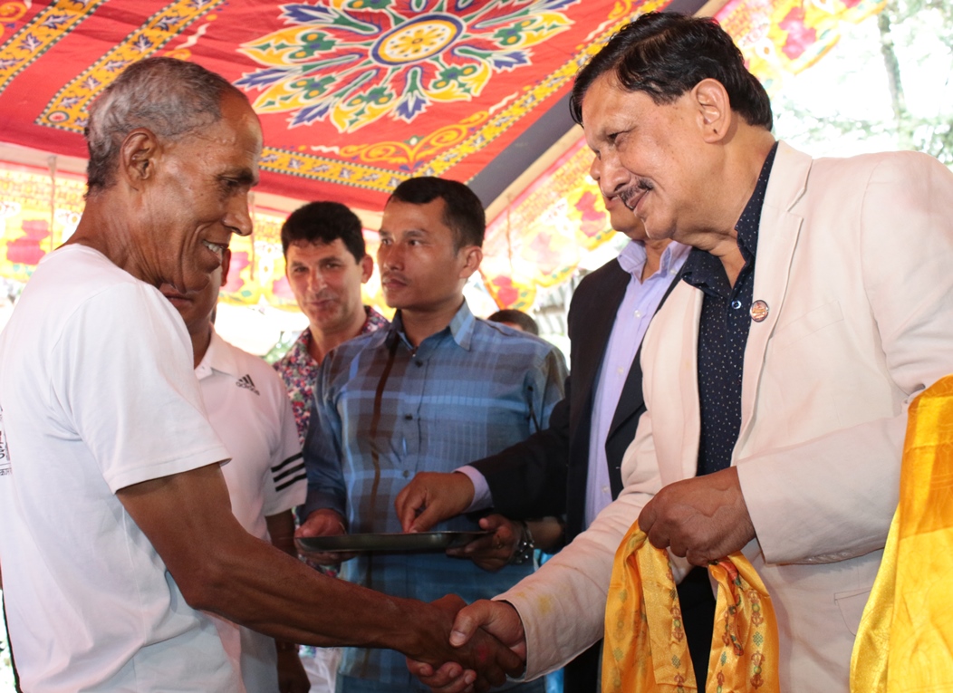 पदकधारी खेलाडीलाई सम्मान गर्दै खेलकुद मन्त्री केसीले भने, 'तपाईंहरुको प्रतिभा मर्न दिन्न'