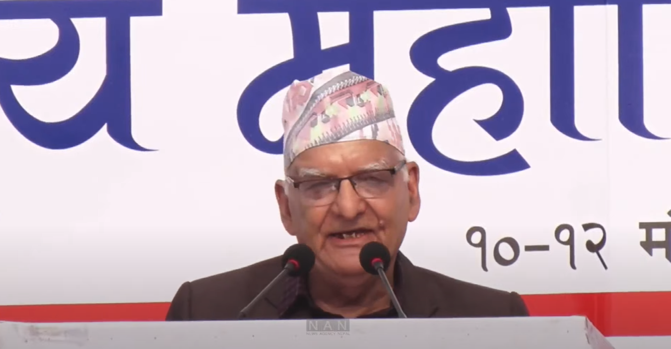 चित्रबहादुर केसीले कम्युनिस्ट आन्दोलनमा देखेको समस्या : एकले अर्कालाई कालीपारे मात्र देख्छ 