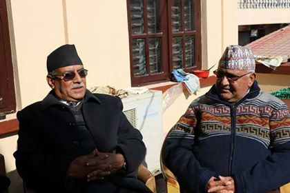 ओली - प्रचण्ड भेट : एक दुई दिनमै एमाले-माओवादी एकता संयोजन समितिको बैठक