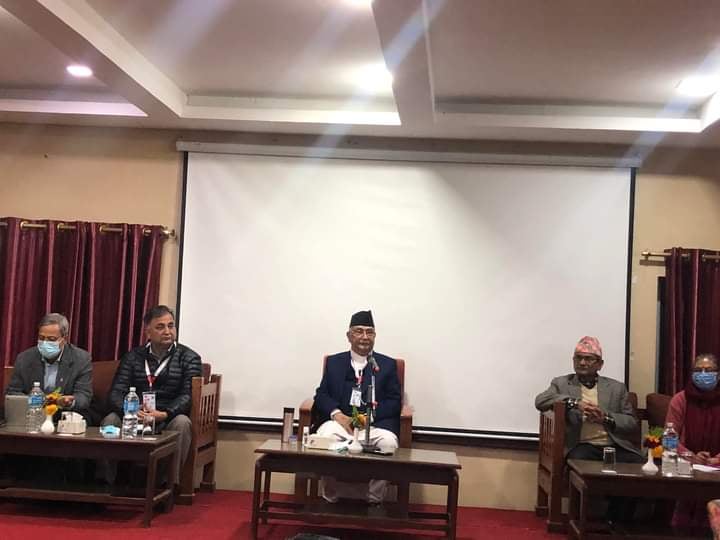 एमालेमा पोलिटब्यूरो ब्युँताउने प्रस्ताव, थपिँदै केन्द्रीय सदस्य