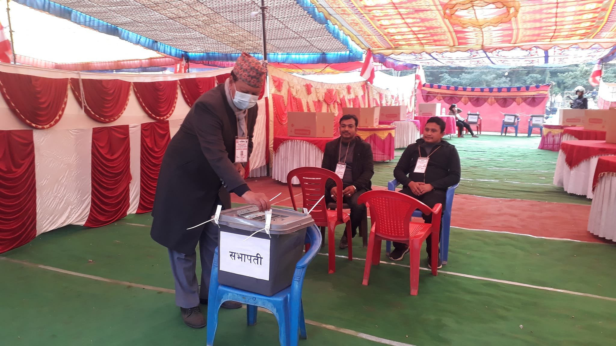 एक मत खसेपछि रोकिएको वाग्मती प्रदेशको मतदान पुनः सुरु