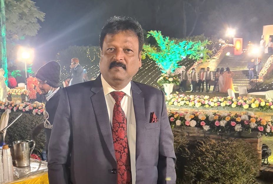 उद्योगी श्रवण अग्रवालमाथि साङ्घातिक आक्रमण