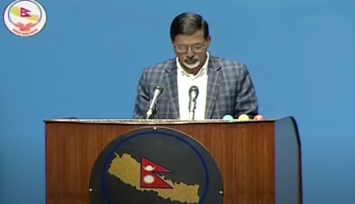दुई पटक संसदबाट 'फरार' अर्थमन्त्री शर्माले अन्तत: अगाडि बढाए एमसीसीमाथिको छलफल 
