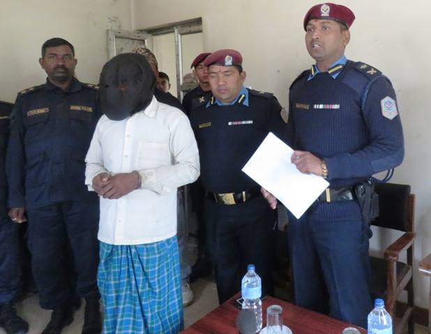 हवलदारको पेस्तोल लुट्ने फुलेना पक्राउ