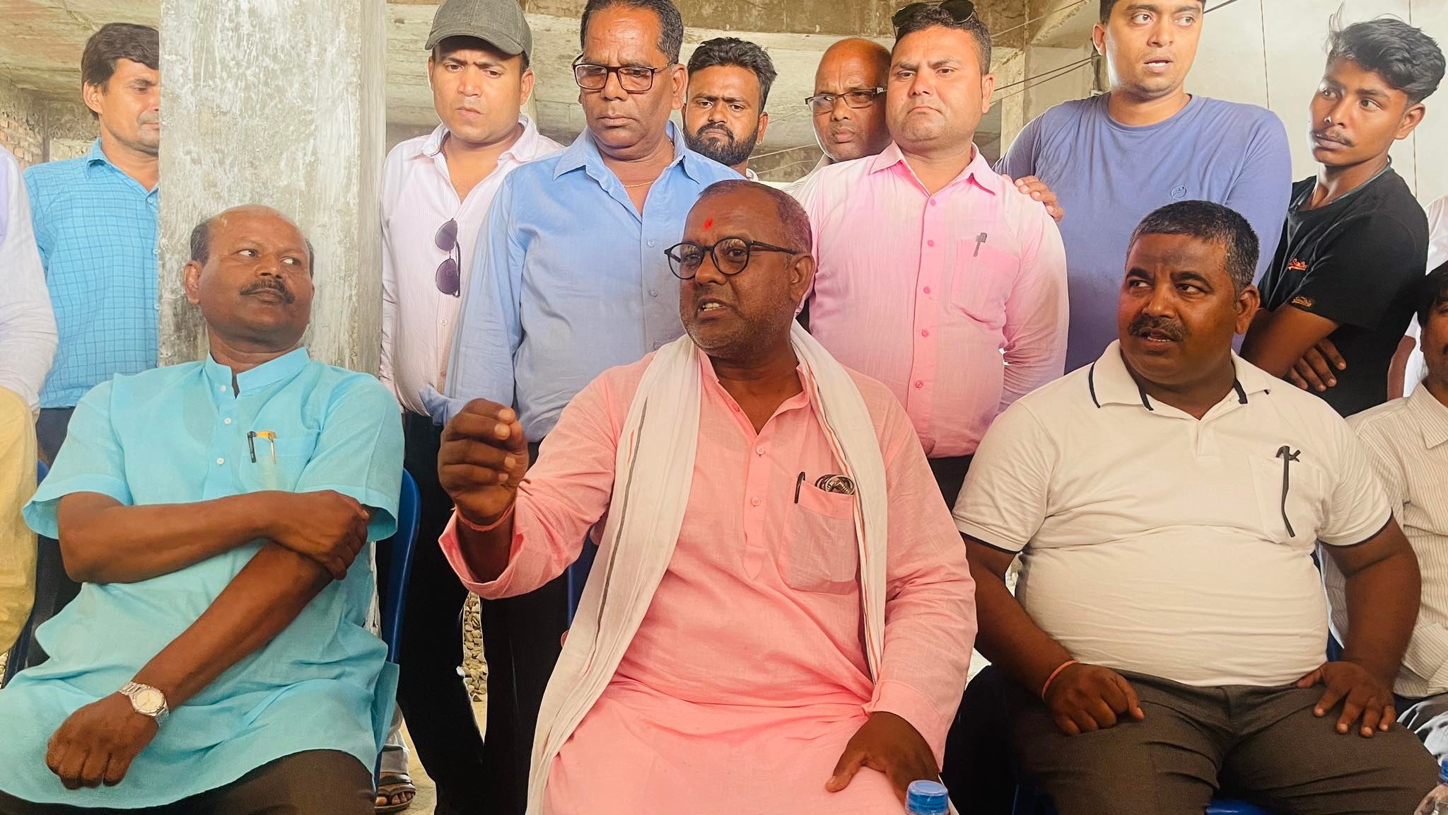 जनकपुरधाम जसपालाई दिएपछि असन्तुष्ट नगर सभापतिद्वारा कांग्रेस परित्याग, २५० कार्यकर्ताले पनि छाडे पार्टी
