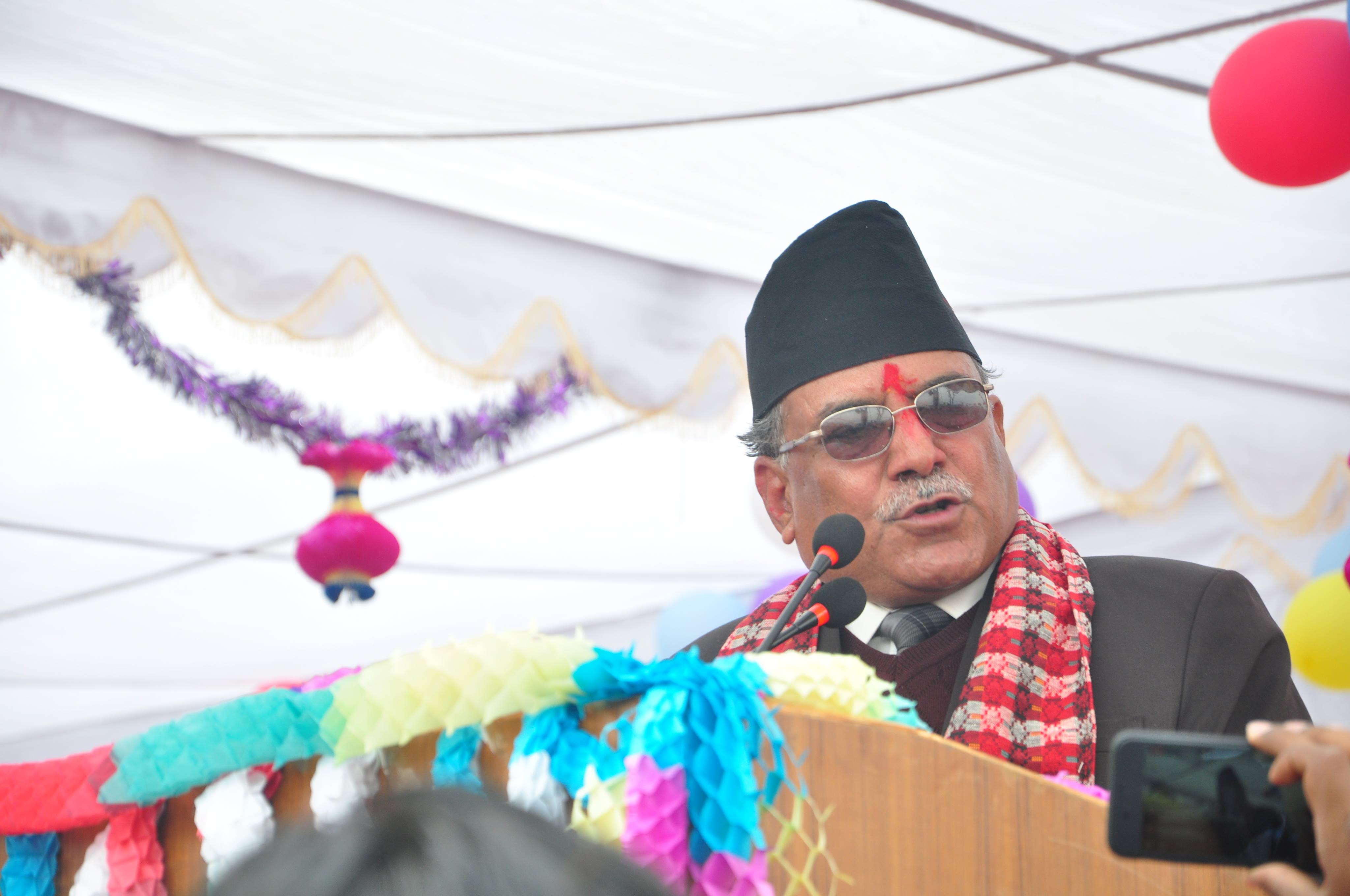 ओलीले जनयुद्धको महत्व स्वीकारे, एकताको अन्तिम प्रयास आज : प्रचण्ड