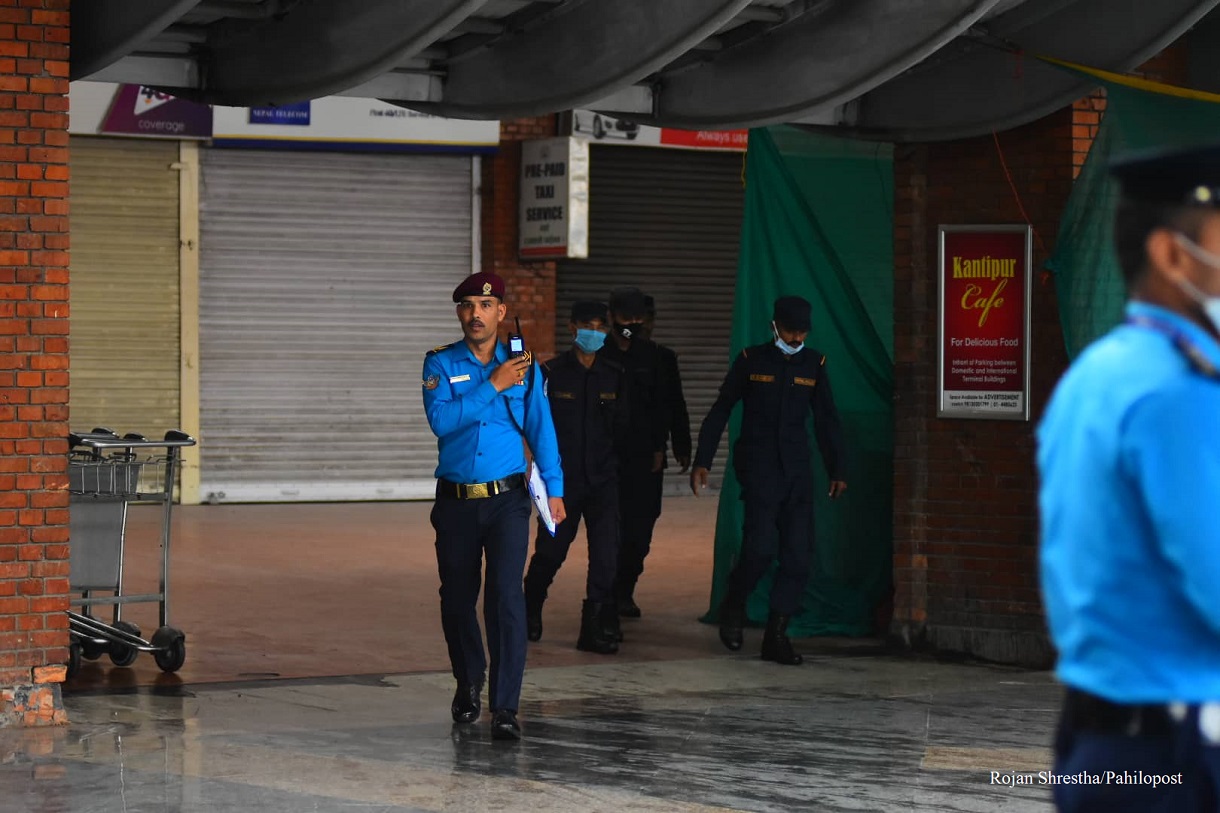 क्रिकेटर सन्दीप लामिछाने काठमाडौं उत्रिँदै, प्रहरीको टोली विमानस्थलमा तैनाथ