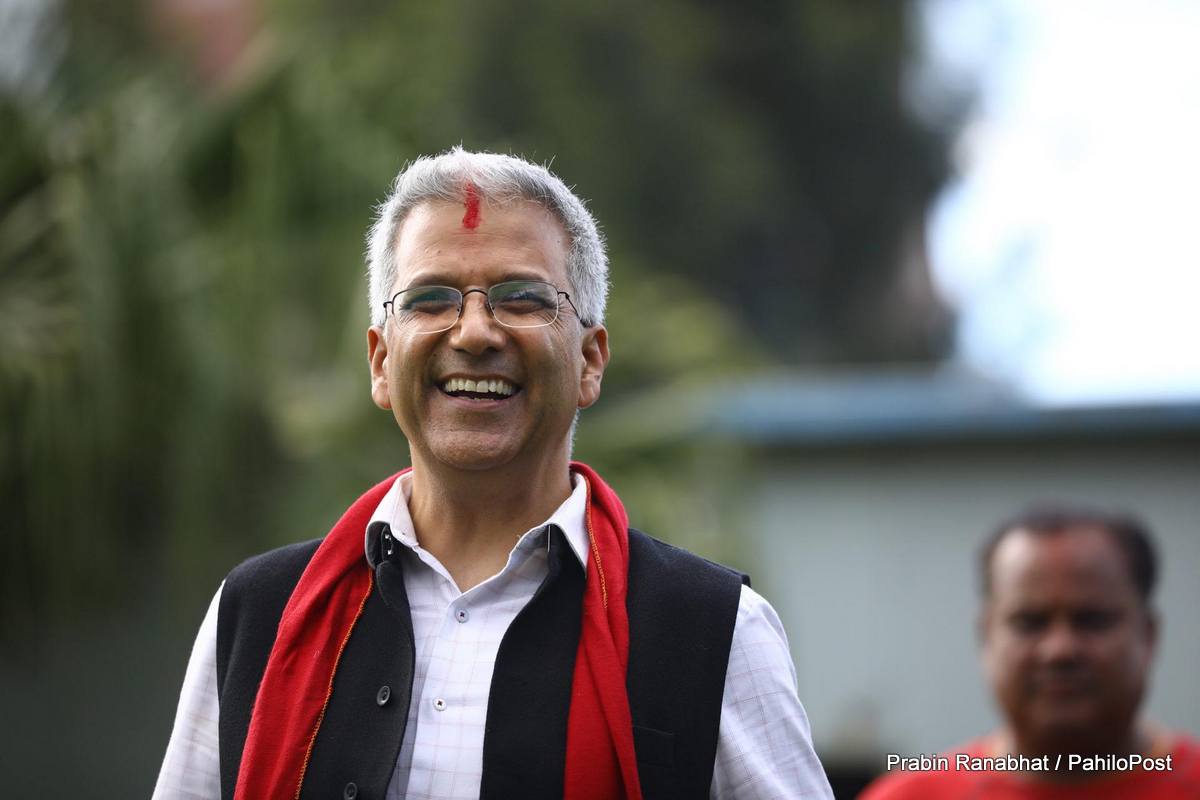 रविन्द्र मिश्रले काठमाडौं क्षेत्र १ बाट दर्ता गराए उम्मेदवारी