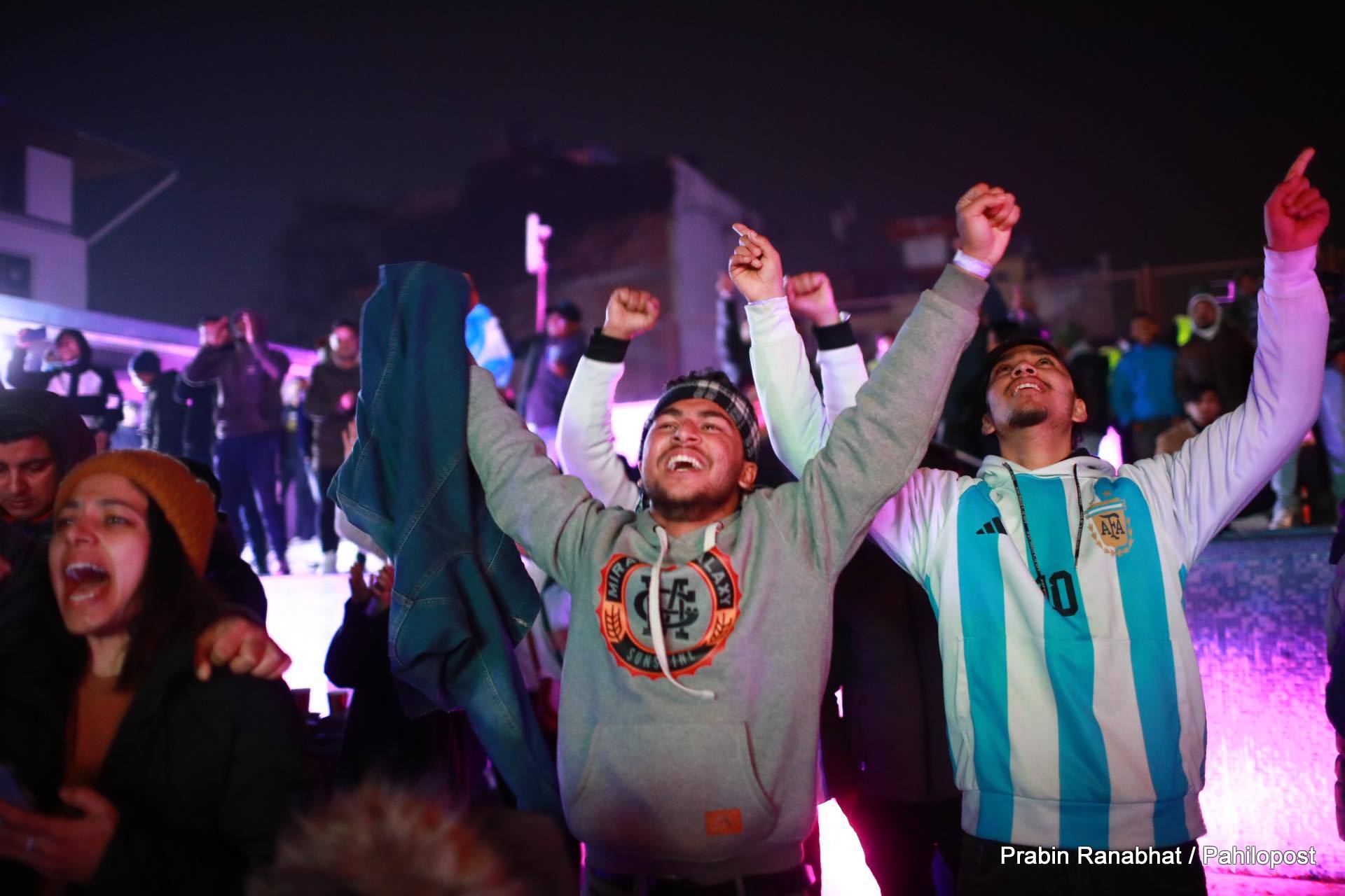 अर्जेन्टिनाले विश्वकप ट्रफी उचाल्दा मध्यरातमा झुम्यो दरबारमार्ग