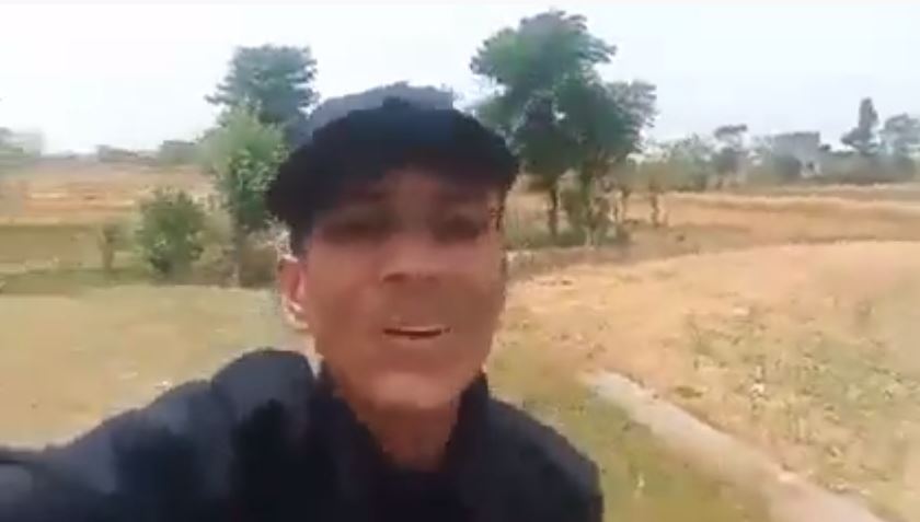 म्यादी प्रहरीको पोशाकमा देखिएका भाइरल किशोर, प्रहरीले सोधपुछ गर्दा म्यादी नै नभएको खुल्यो