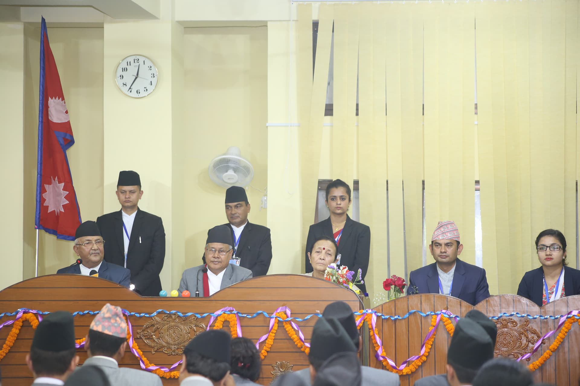 प्रदेशसभामा प्रधानमन्त्री ओलीको व्यंग्य: १० वर्षपछि नेपालमा फेमली प्लानिङ गर्नुपर्दैन