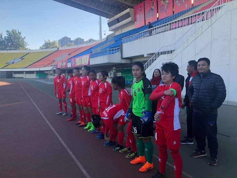 नेपाली महिला फुटबल टोलीको चीन भ्रमण : दुई खेलमा हार, एकमा जित