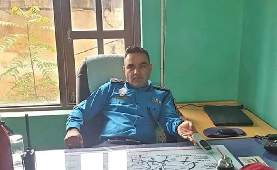 ठमेलमा व्यवसायीसँग 'रकम असुलेपछि' सोह्रखुट्टेका डीएसपी कारवाहीमा