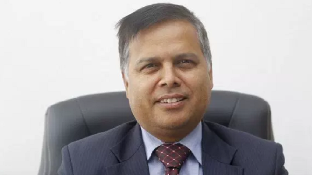 पर्यटन सचिव अधिकारीले पाए अवकाश, बस्नेतलाई निमित्तको जिम्मेवारी