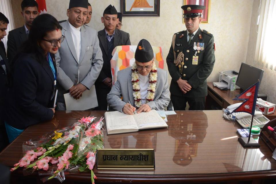 प्रधान न्यायाधीश जबराद्वारा पदभार ग्रहण