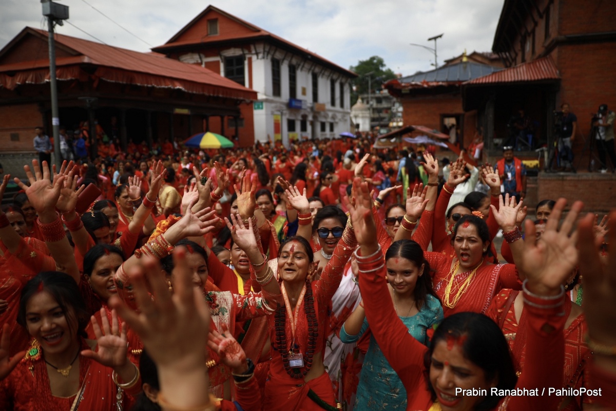 पशुपतिमा तीजको रहर आयो बरी लै, भिड भने पहिलाभन्दा कम