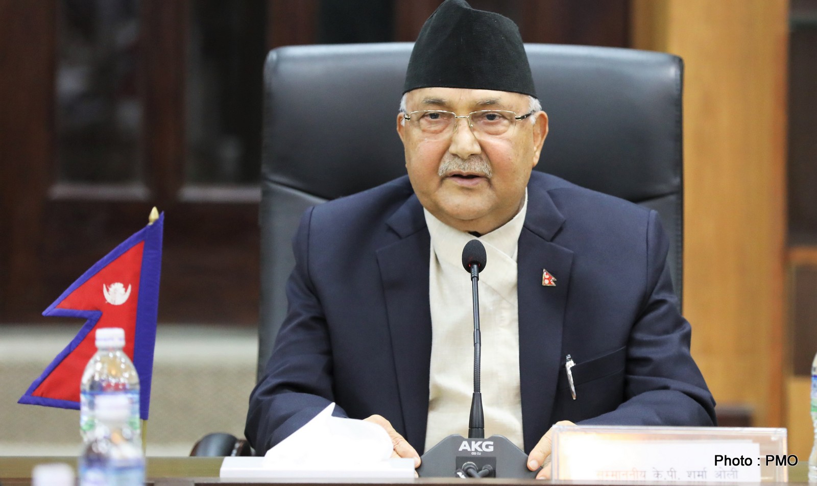 मन्त्रीहरुसँग कार्ययोजनामा 'कन्ट्र्याक्ट' गर्दै के भने प्रधानमन्त्री ओलीले?