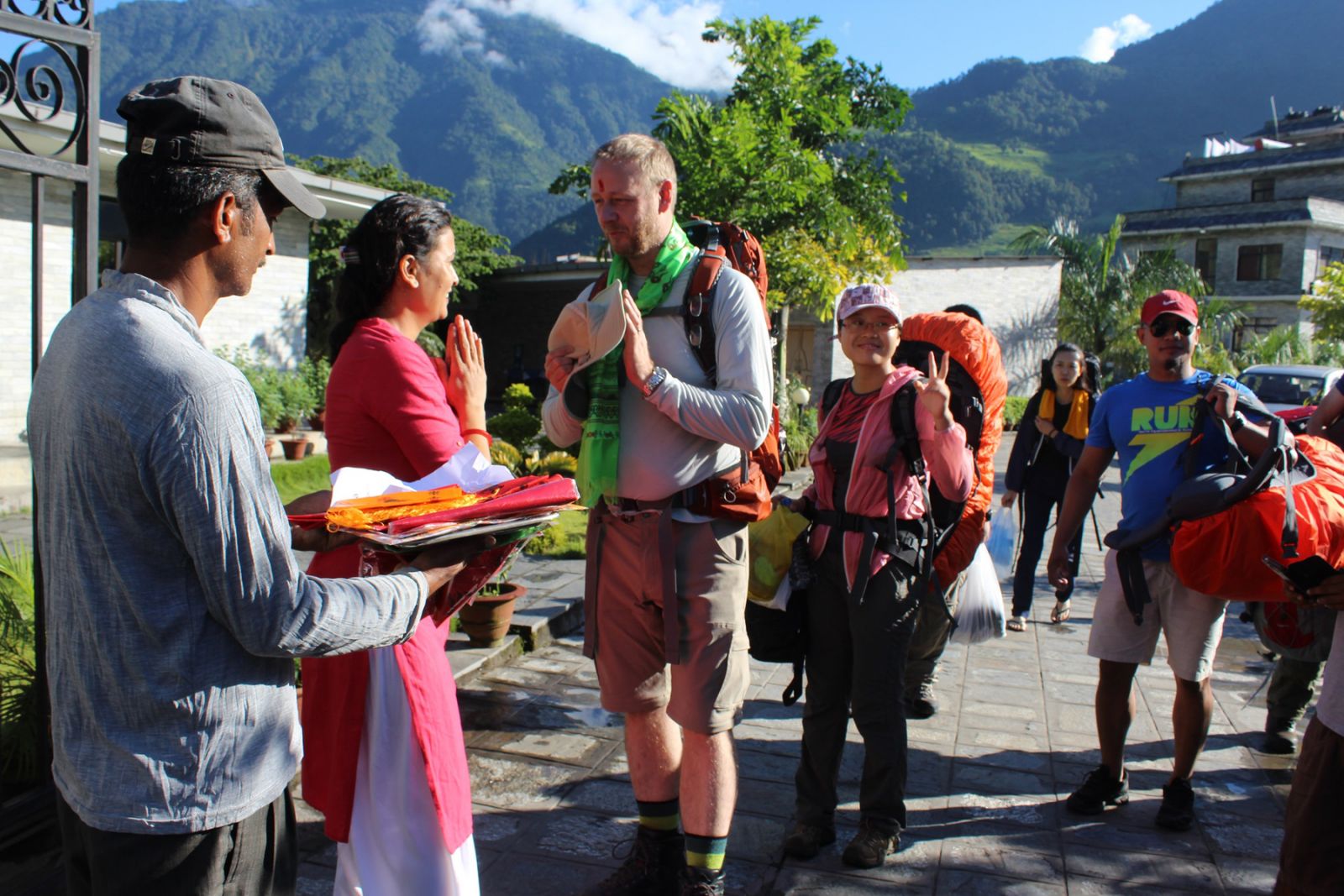 कोभिड-१९ महामारीले नेपाल आउने विदेशी पर्यटक घटेपनि बढ्यो औसत बसाई