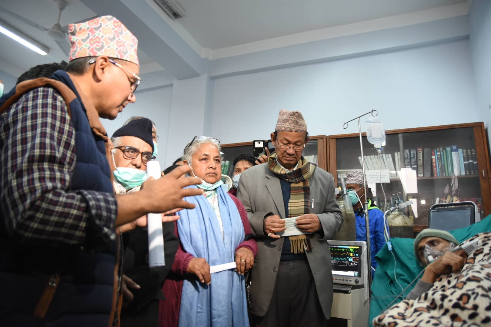 डाक्टर केसीलाई अनसन फिर्ता लिन नागरिक अगुवाको अपिल