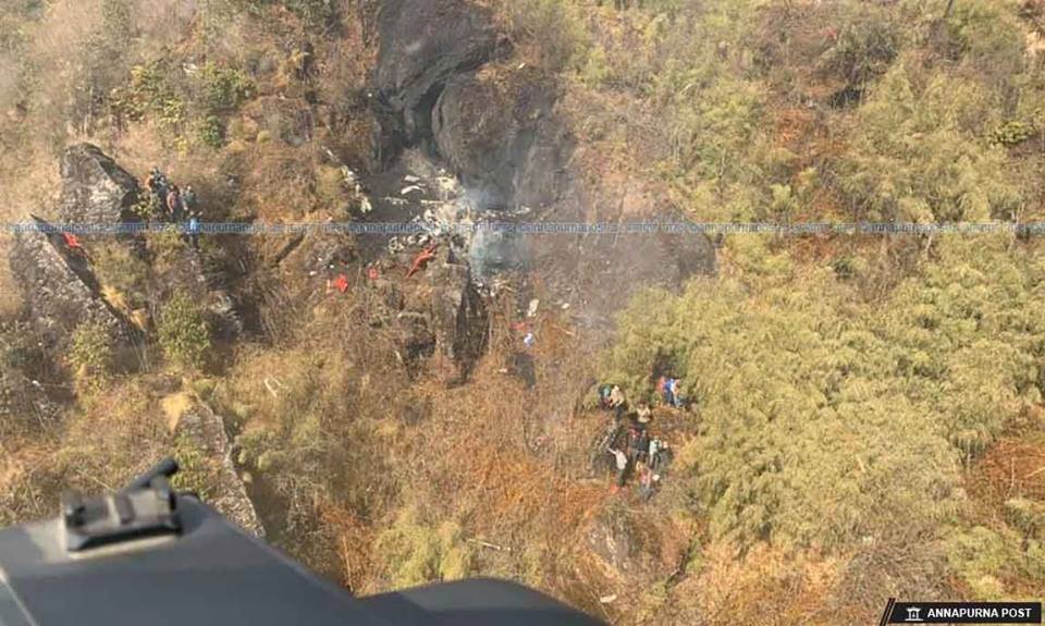 हेलिकप्टर दुर्घटनास्थलमा भेटियो ५ शव, पहिचान खुलेन