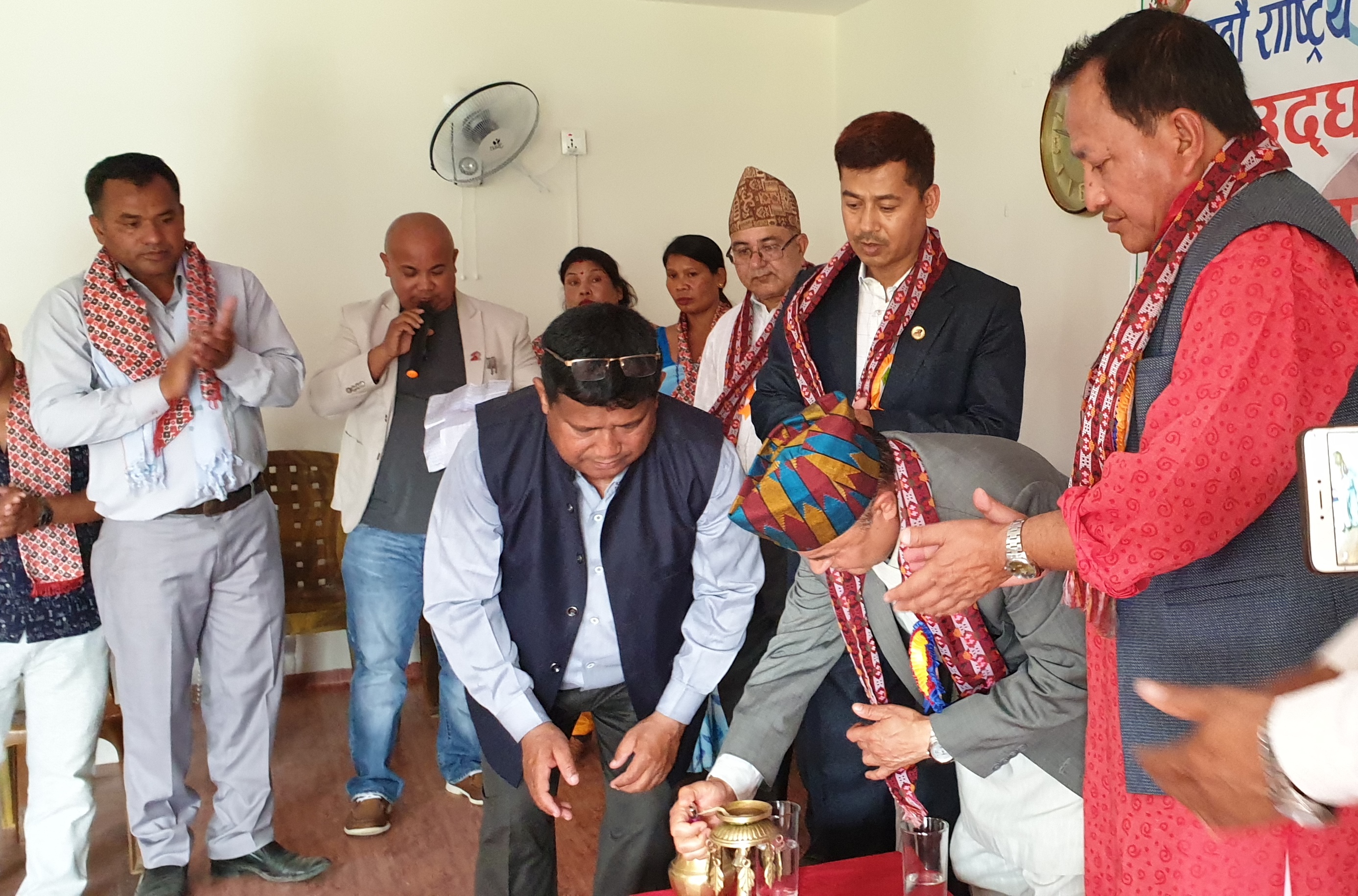 बुद्धिचाल : मदन र सुजनालाई स्वर्ण