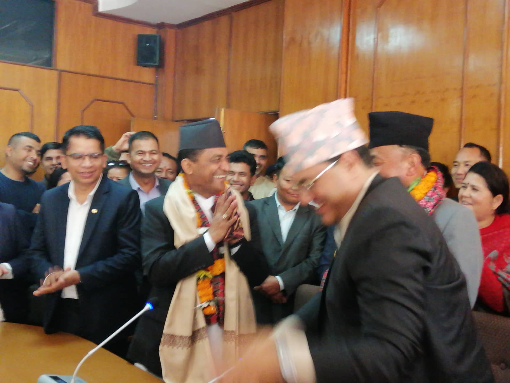 पूर्व भौतिक मन्त्री महासेठको आफ्नै मूल्याङ्कन : मन्त्रालय छोड्दै गर्दा भने - 'म सफल मन्त्रीको रुपमा बिदा हुँदैछु'
