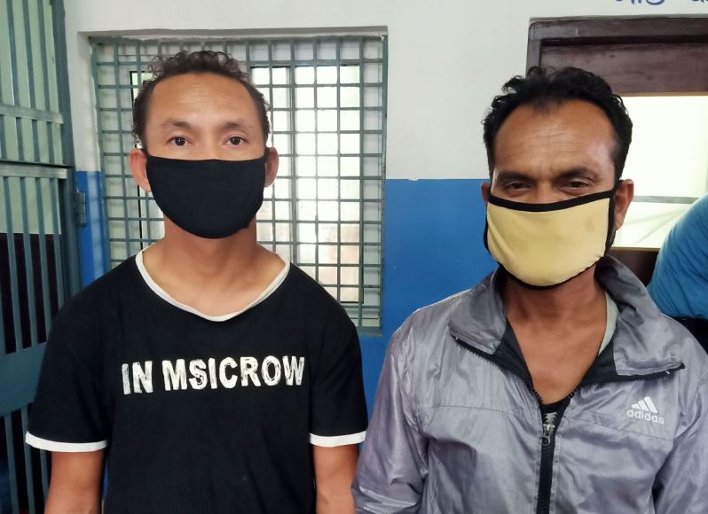 सिन्धुपाल्चोकबाट विराटनगर बोलाएर भारत बेच्न लैजाँदै गर्दा दुई जना युवक समातिए