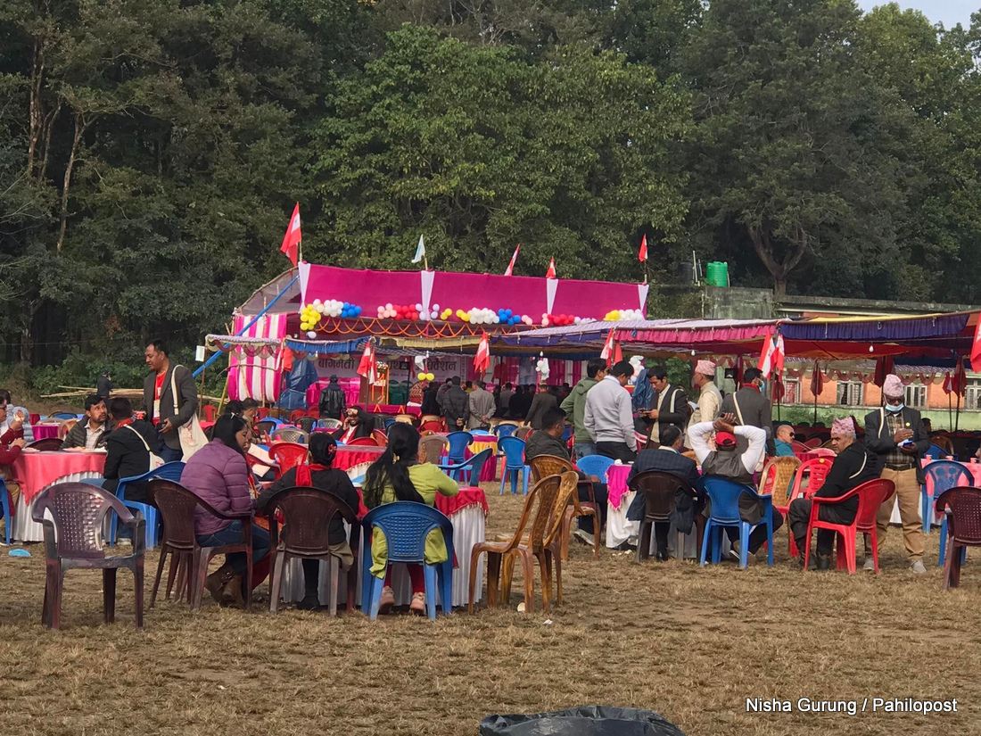 वाग्मतीमा त्रिपक्षीय भिडन्त : यस्तो छ अधिवेशनस्थलको चहलपहल