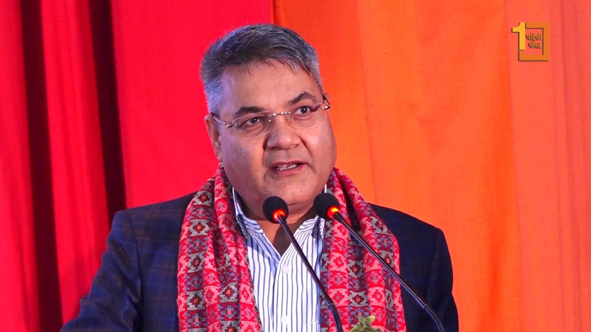 सूचना प्रविधि विधेयकबारे सञ्चारमन्त्री : आफ्नैसँग त अंगालो मारे पनि राम्रै हो, तर राति सुतेको बेला पनि हैरानी गराउने?