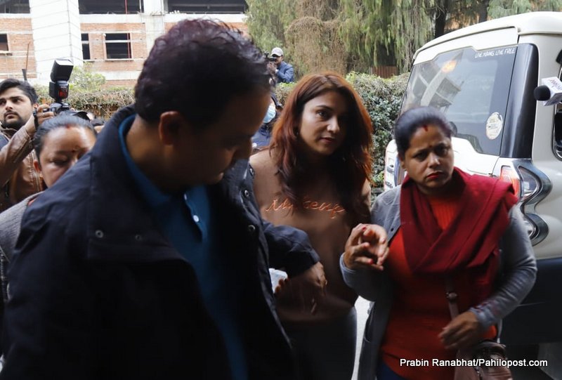 प्रम ओलीको किड्नीदाता समीक्षा पुगिन् त्रिवि शिक्षण अस्पताल