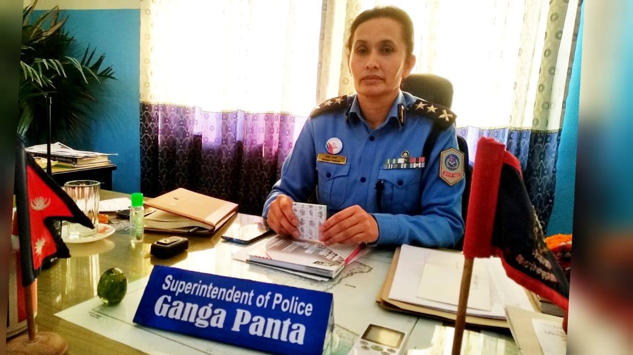 'फेयर पुलिसिङ' मेरो नीति हो, गलत गर्ने कसैलाई छोड्दिन: एसपी गंगा पन्त