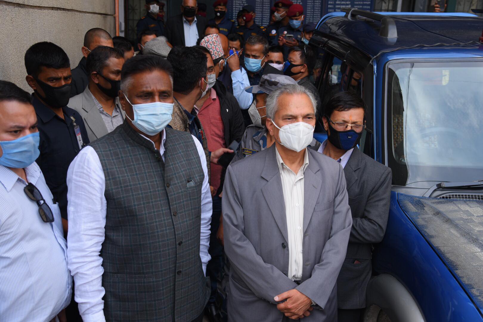 प्रहरी नेता माथापच्चीको एक घण्टाः जाहेरी इन्कारपछि बाबुरामको टिप्पणी, 'ओलीतन्त्रको छायाँमा पर्‍यो प्रहरी'