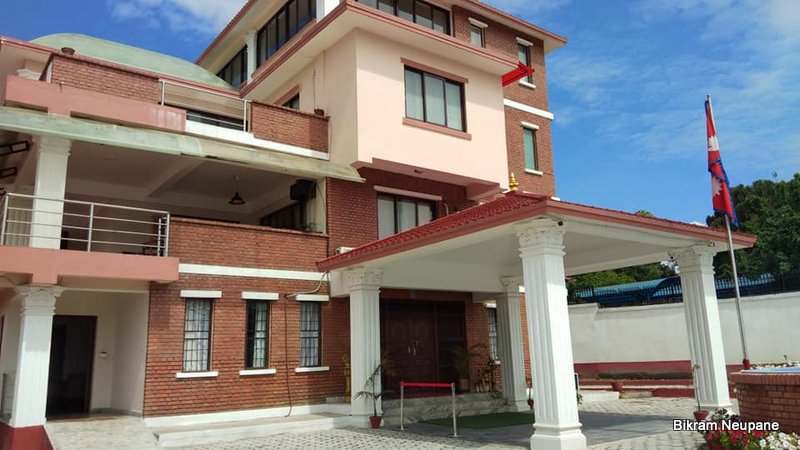 प्रधानमन्त्री ओली गण्डकी प्रदेशका मुख्यमन्त्री गुरुङसँग एक्लै छलफलमा