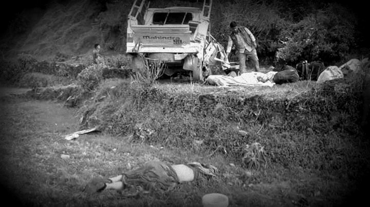 बझाङमा जिप दुर्घटना, दुई जनाको मृत्यु, ११ जना घाइते