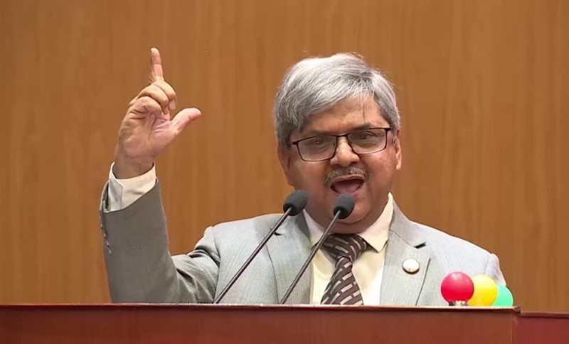 वामदेव तत्कालै प्रधानमन्त्री बन्न असम्भव, तेस्रो अध्यक्षको प्रस्तावले माधव नेपालको अपमान : सांसद विडारी