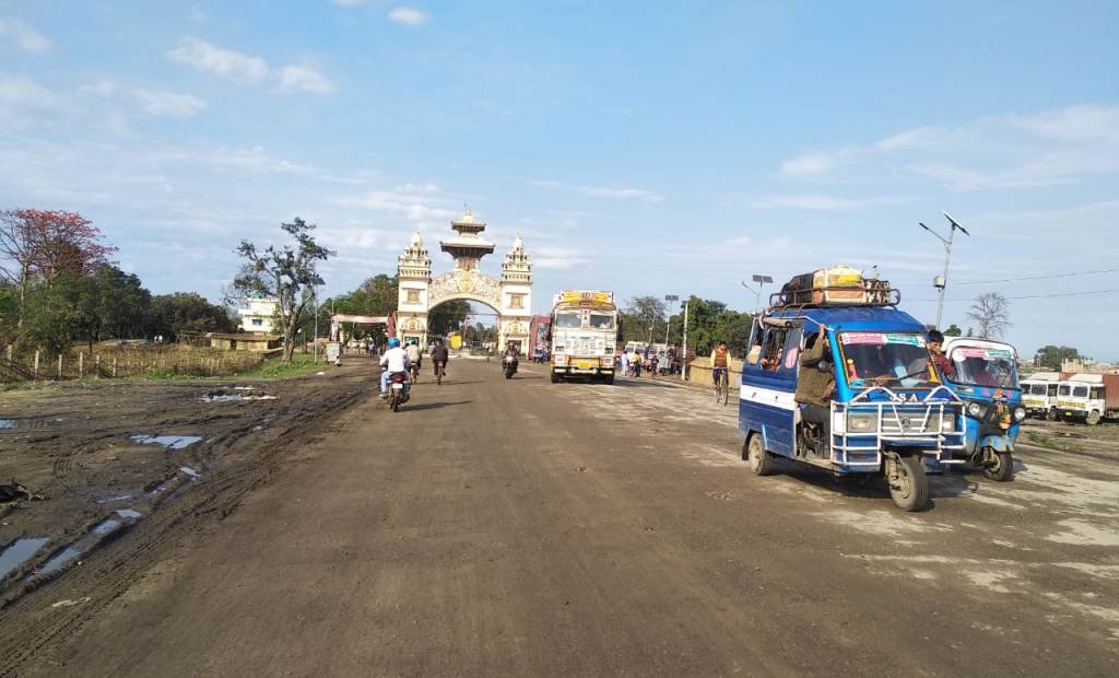 पर्सामा निषेधाज्ञा : वीरगंज ईनर्वा बाहेक अन्य नाकाबाट सीमा वारपार गर्न पूर्ण रुपमा रोक