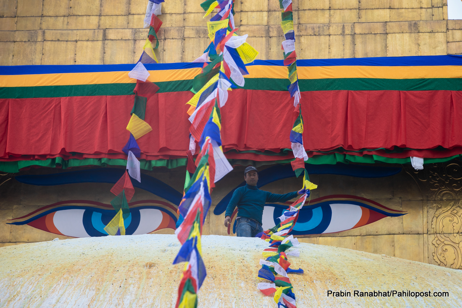 फेरियो बौद्धमा लुङ्दर र झन्डा, १२ फोटोमा हेर्नुस्