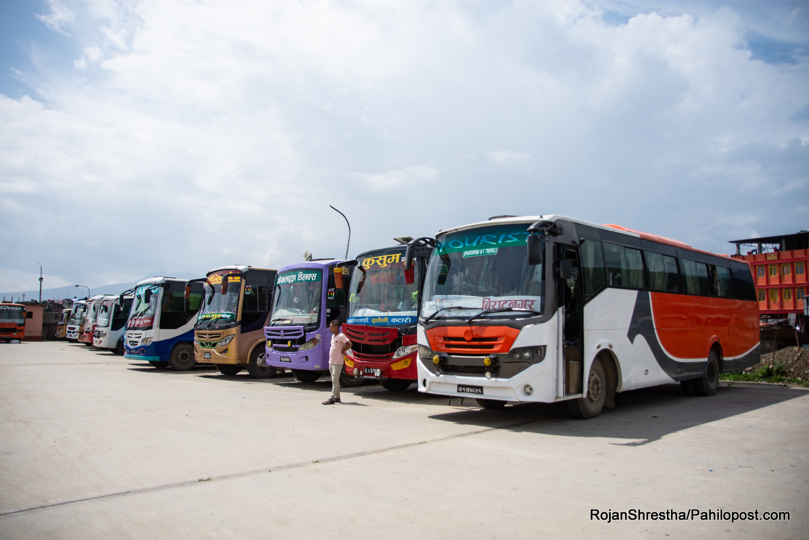 भोलिदेखि मध्यम र लामो रुटका बस सञ्चालन गर्ने यातायात व्यवसायीहरुको यस्तो छ तयारी