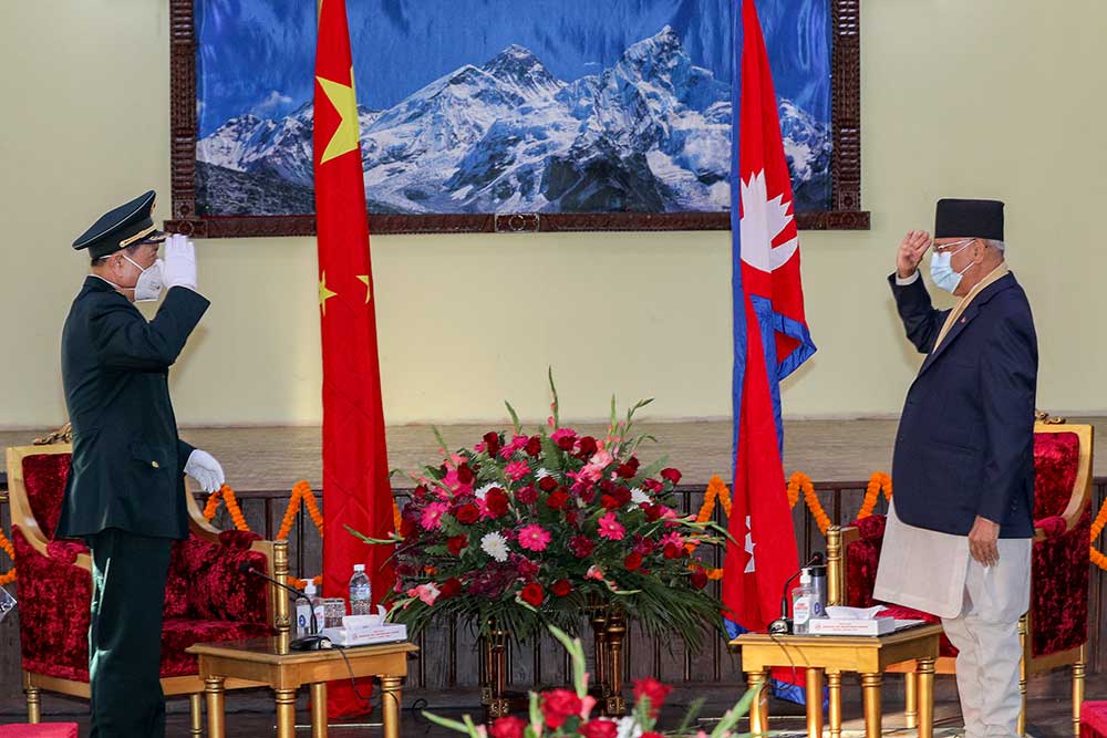 प्रधानमन्त्री ओलीसँग चिनियाँ स्टेट काउन्सिलर वेइको शिष्टाचार भेट