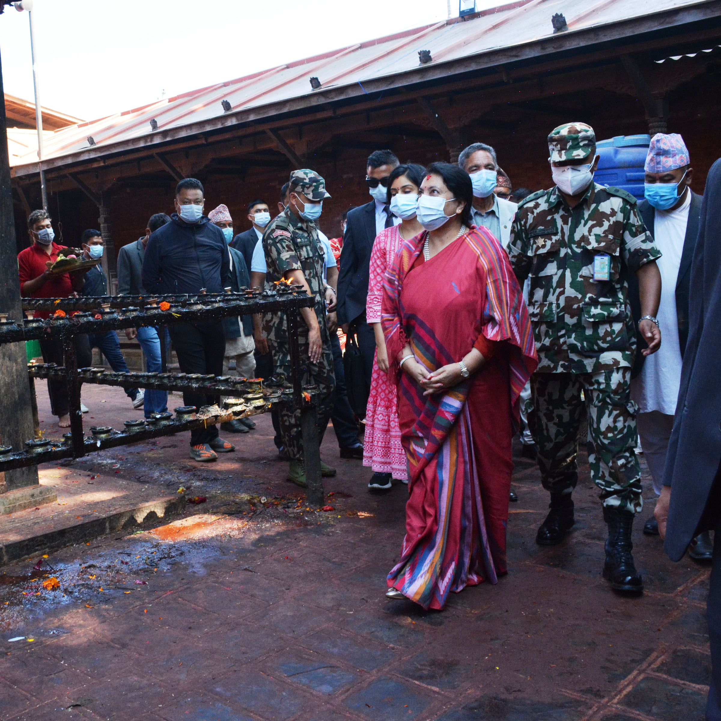 राष्ट्रपतिद्वारा पलाञ्चोक भगवतीको दर्शन