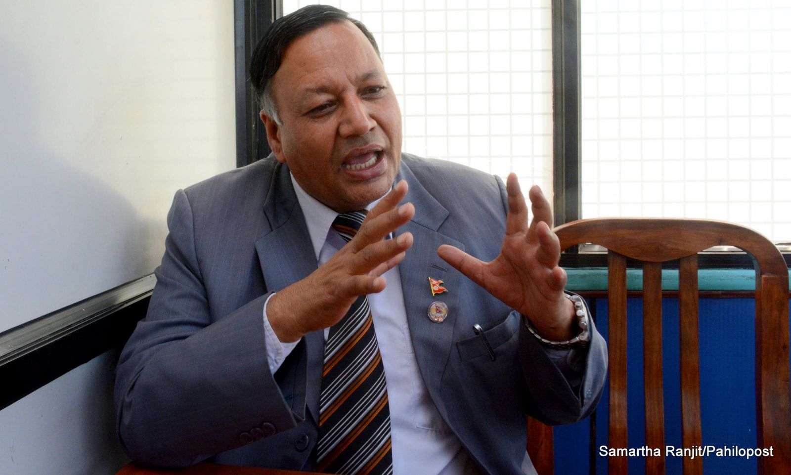 त्रिविका करार शिक्षकलाई आन्तरिक प्रतिस्पर्धाबाट स्थायी गरिन्छः शिक्षामन्त्री पौडेल