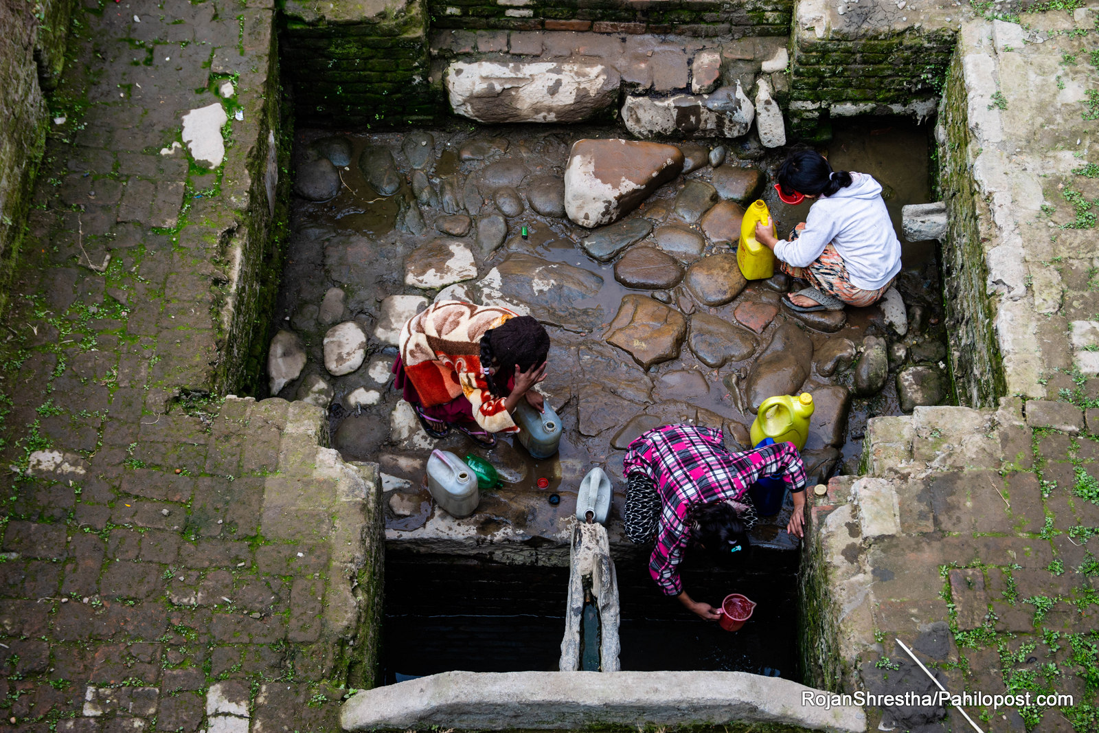 काकाकुल काठमाडौं: दुई महिनामा तीन पटक धारामा पानी आउँछ, त्यो पनि तीन घण्टा मात्रै
