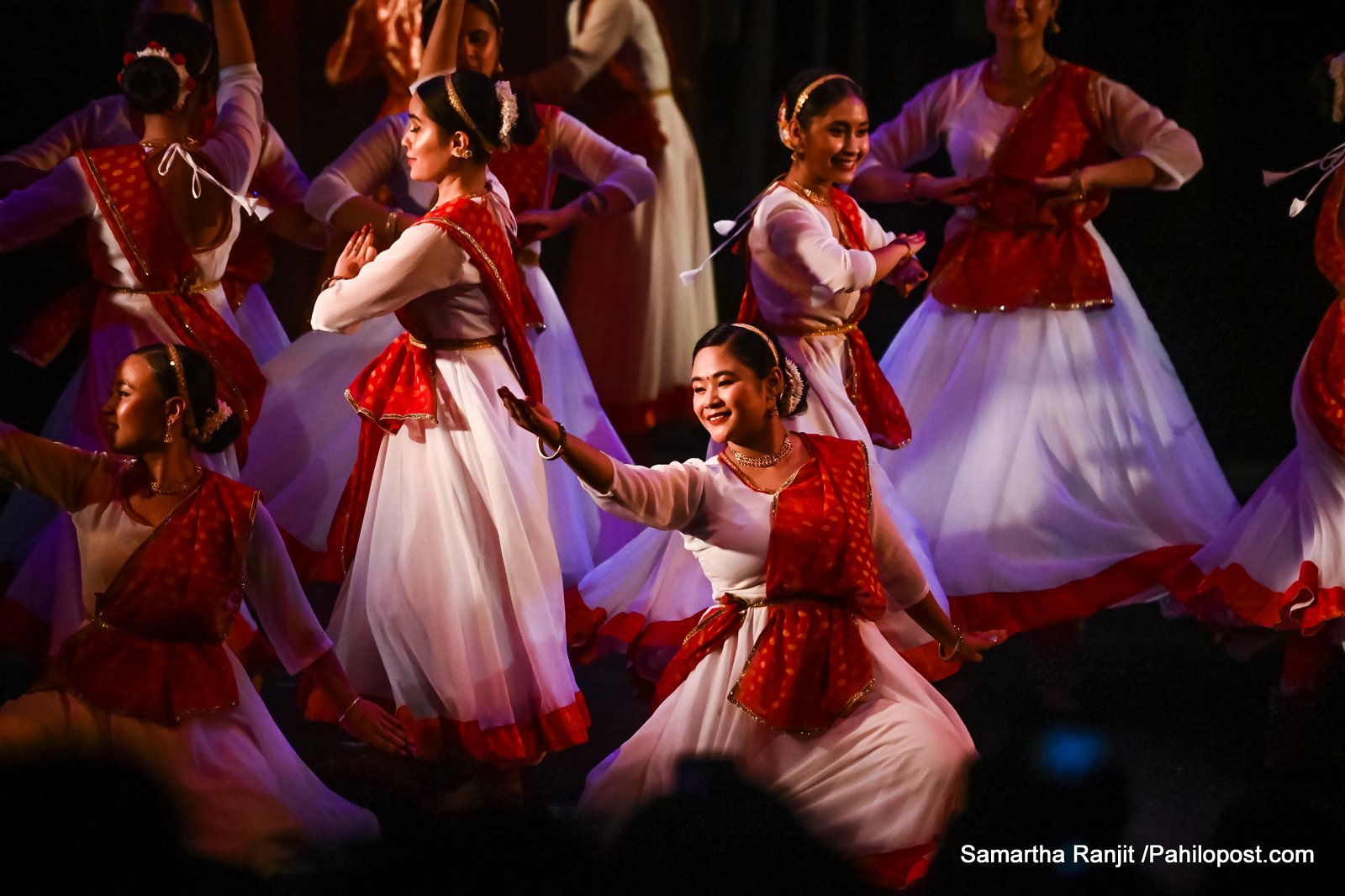 नृत्य श्रृंखला : जहाँ नृत्यबाट भनिँदैछ महिलाको कथा