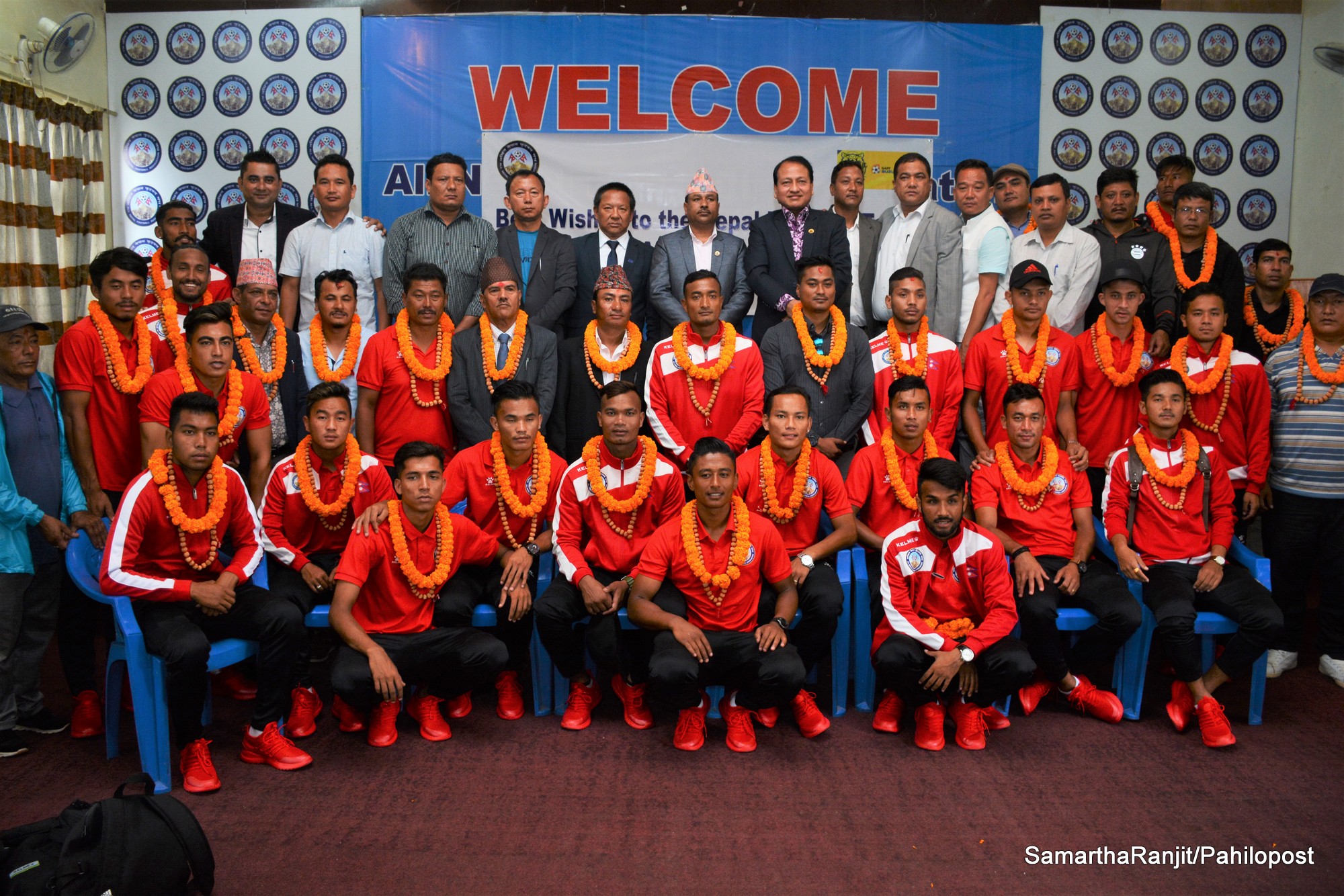 साफ च्याम्पियन्स : नेपाली फुटबल टोली बंगलादेश प्रस्थान