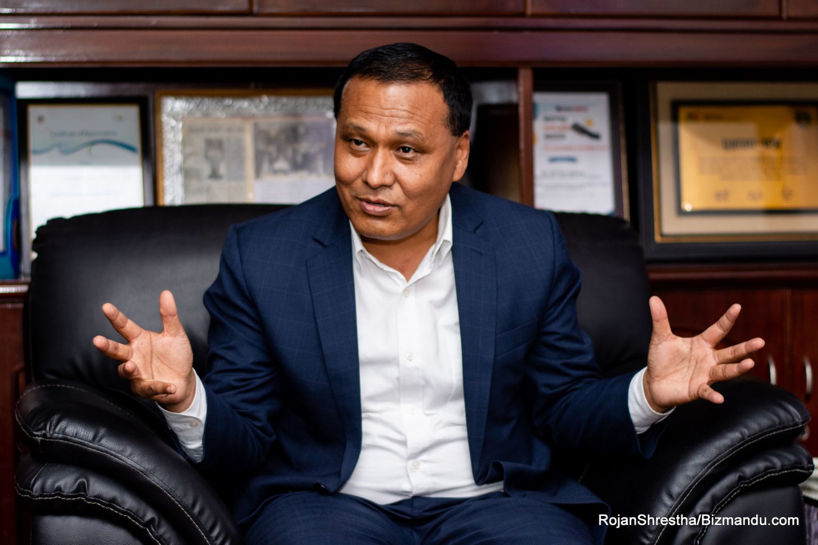 कुलमानलाई विद्युत प्राधिकरणमा नियुक्त गर्न मन्त्री भुसालले मन्त्रिपरिषदमा प्रस्ताव लग्दै, यस्तो छ घिसिङ सामु नयाँ चुनौती