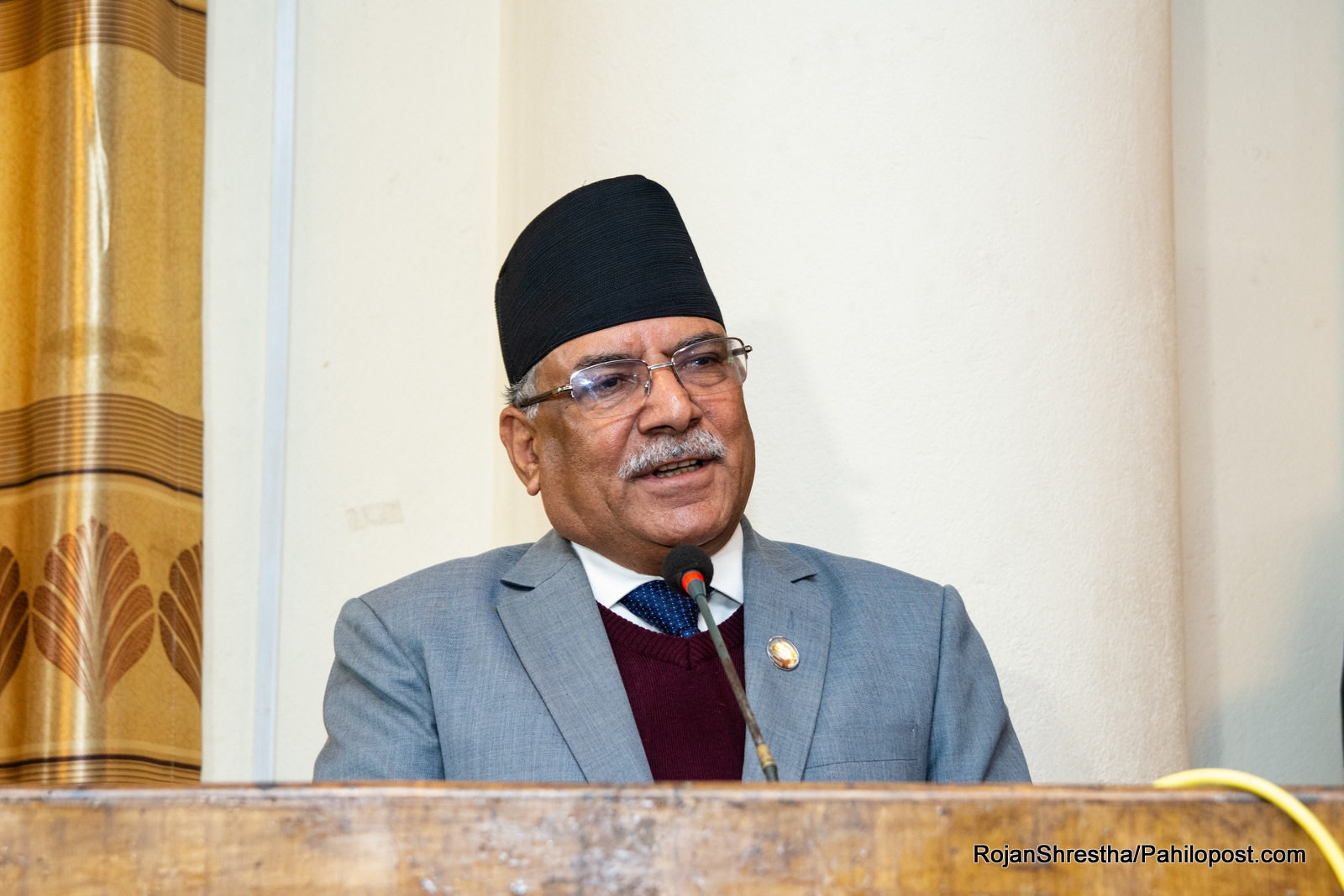 कर्णाली पुगेर प्रचण्डले गरे 'ओली प्रवृत्ति'को आलोचना, भने : देशलाई जोगाउने पार्टी माओवादी नै हो