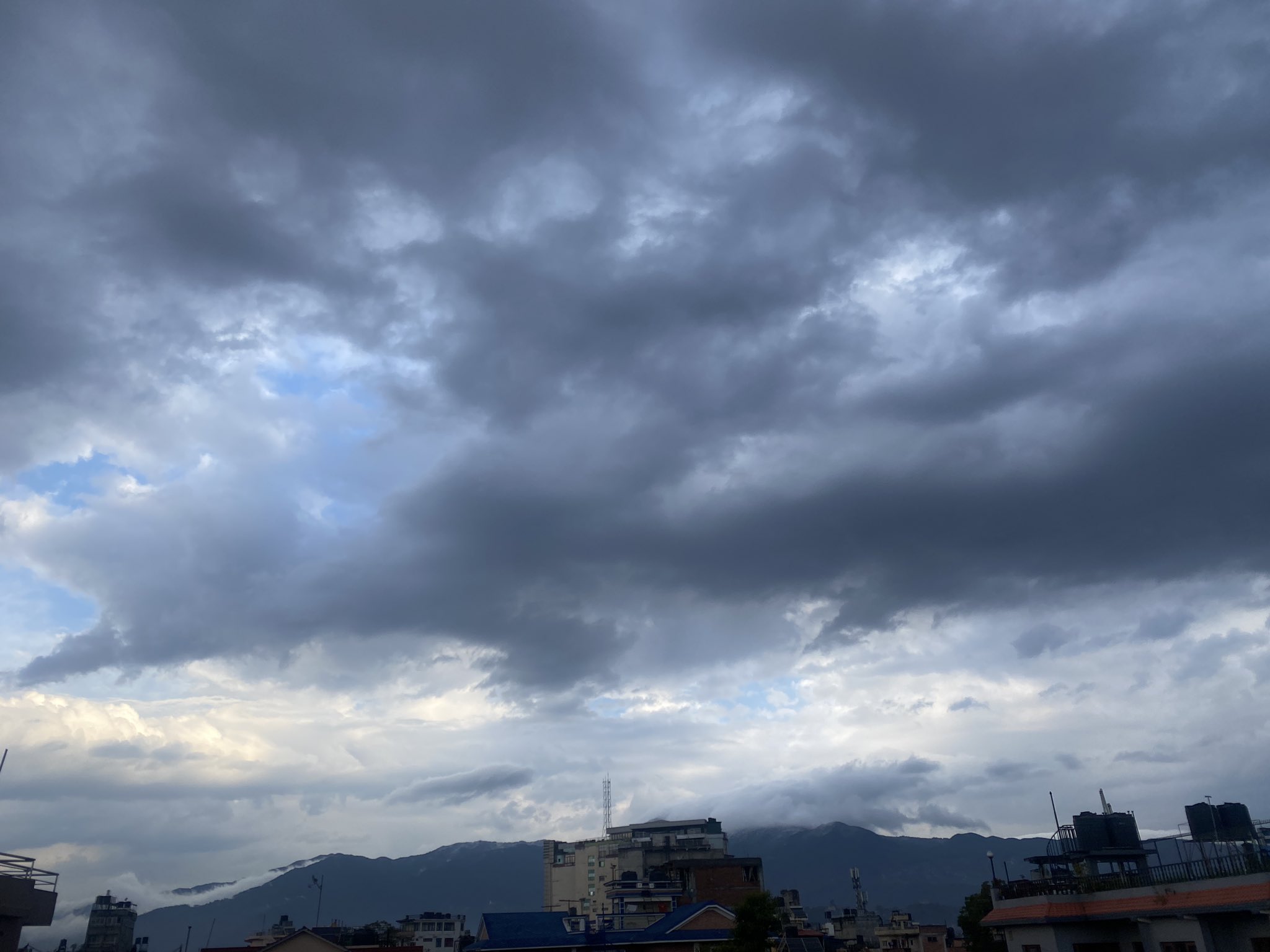मौसममा केही परिवर्तन, सतर्कता अपनाउन महाशाखाको अनुरोध : यस्तो छ आगामी तीन दिनको मौसम पूर्वानुमान 